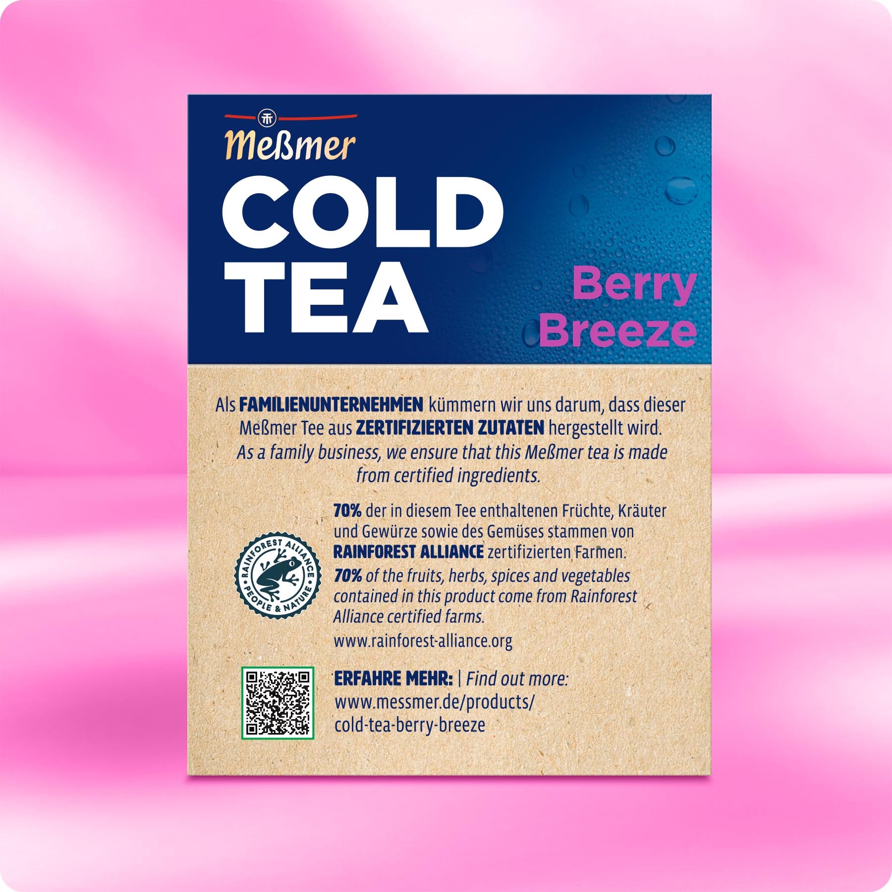Verpackung vom Cold Tea Berry Breeze mit Informationen zur Herstellung aus zertifizierten Zutaten in einem Familienunternehmen, Hinweis auf 70 % Früchteanteil und Rainforest Alliance-Zertifizierung.
