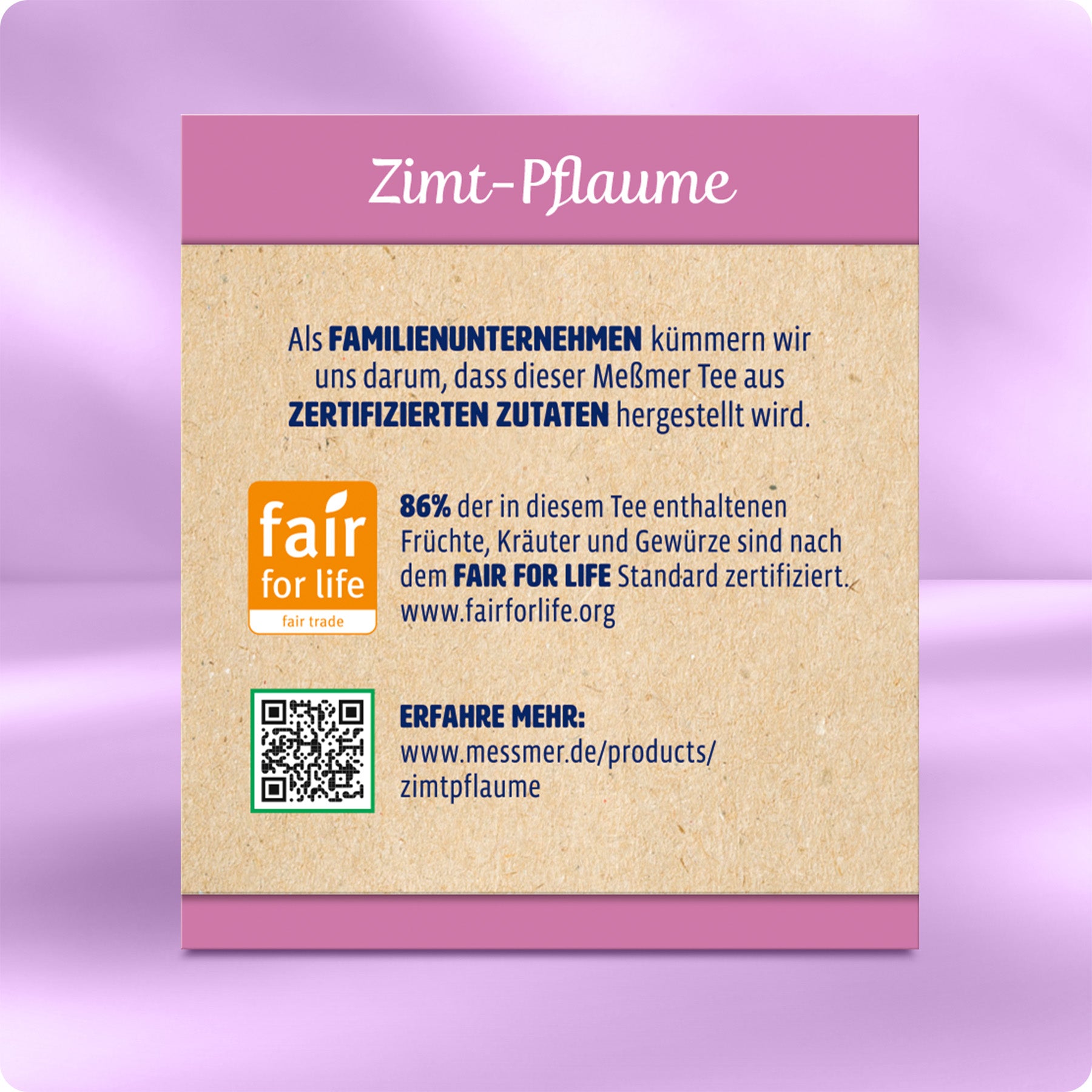 Wintertee Bestseller Set mit Zimt-Pflaume Hinweise zu fair gehandelten Zutaten, Zertifizierungen und QR-Code auf hellem Hintergrund mit lila Effekt.